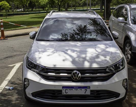VOLKSWAGEN NIVUS 1.0 200 TSI TOTAL FLEX HIGHLINE AUTOMÁTICO